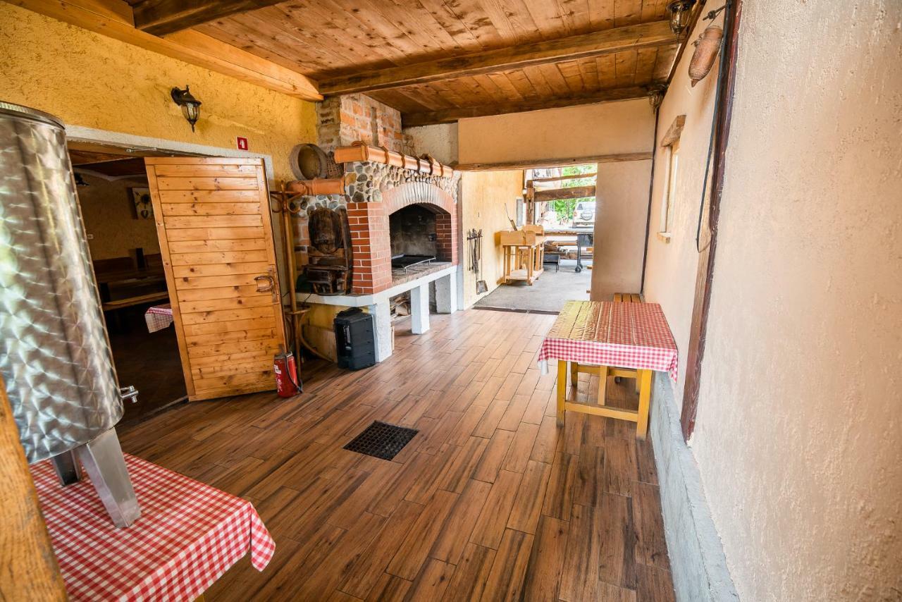 Apartment With Sauna Pr' Geci Dobova Buitenkant foto